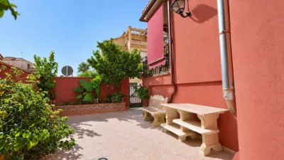 Semi-detached house on Ceuta Street photo 72