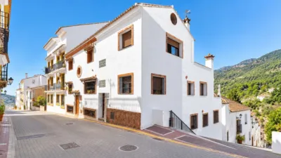 Terraced house on Calle del Rosal photo 9