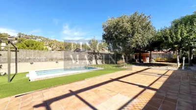 Chalet on Avinguda de l'Hospital photo 76
