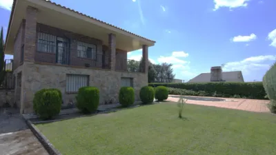 Chalet in Soto del Real photo 17