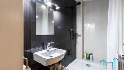 Duplex penthouse on Carrer de les Tres Creus photo 38