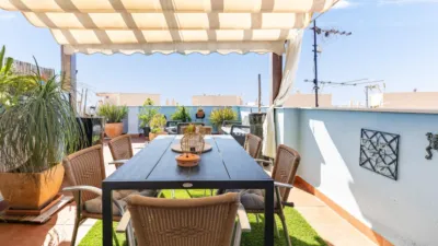 Duplex penthouse on Avenida del Camino Nou photo 29