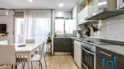 Duplex penthouse on Carrer de les Tres Creus photo 14