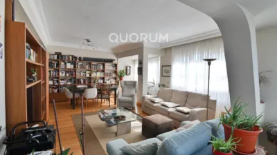Apartment on Juan Antonio Zunzunegui Etorbidea photo 2