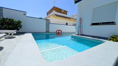 Semi-detached house on Calle de Huéscar photo 20