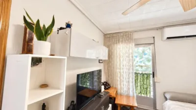 Apartment on Carrer Ginés García Esquitino photo 2