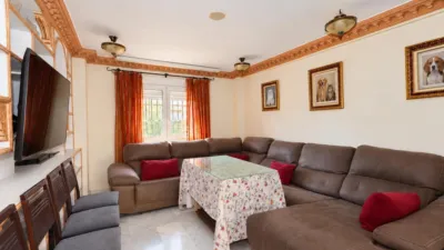 Semi-detached house on Ceuta Street photo 18
