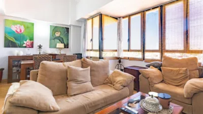 Duplex penthouse on Avenida del Camino Nou photo 4