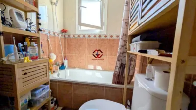 Semi-detached house on Calle de Huéscar photo 13