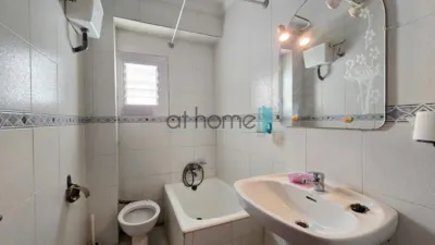 Flat on Carrer de Ramón y Cajal photo 17