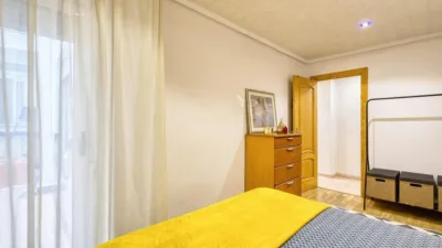 Apartment on Calle Salvador de Madariaga photo 7