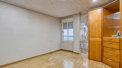 Apartment on Calle Salvador de Madariaga photo 16