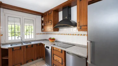 Semi-detached house on Ceuta Street photo 31