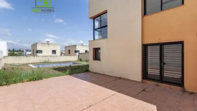 Townhouse in Loma Verde photo 44