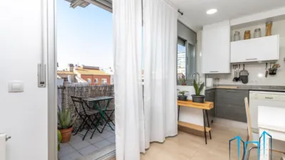 Duplex penthouse on Carrer de les Tres Creus photo 9