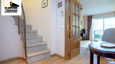 Top-floor apartment at 5 Lingüista Manuel Seco Street photo 9
