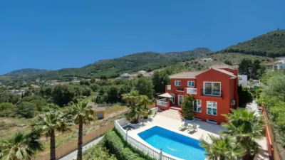 Chalet in Pinos de Alhaurín photo 8