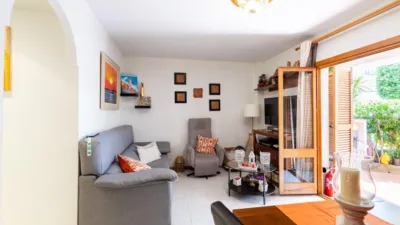 Apartment in Carrer dels Pins photo 5