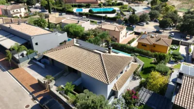 Chalet on Carrer de la Muntanyeta photo 4