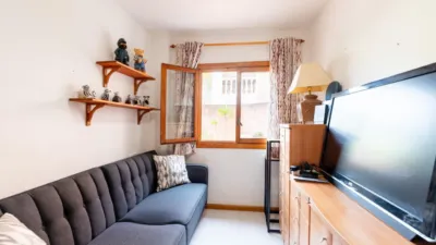 Apartment in Carrer dels Pins photo 12