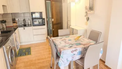 Apartment in Carrer Sector Alberes photo 8