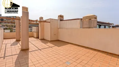 Top-floor apartment at 5 Lingüista Manuel Seco Street photo 25