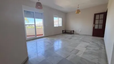 Apartment on Avda. Caballero Bonald - San José Obrero - Guadalcacín photo 9