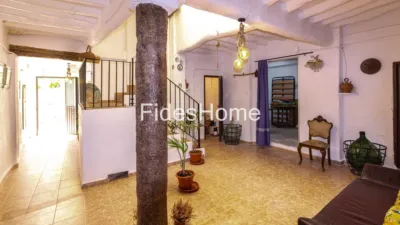 Chalet on Calle de la Santísima Trinidad, 5 photo 8