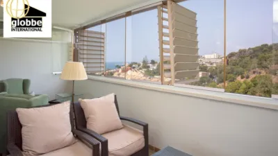 Top-floor apartment at 5 Lingüista Manuel Seco Street photo 13