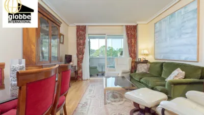 Top-floor apartment at 5 Lingüista Manuel Seco Street photo 10