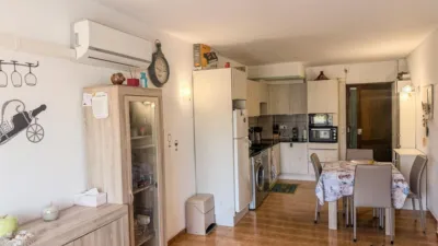 Apartment in Carrer Sector Alberes photo 7