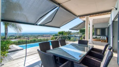 Chalet on Carrer de la Muntanyeta photo 9