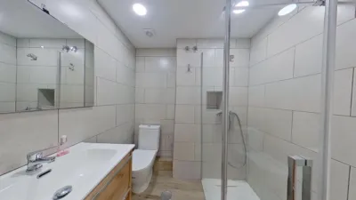 Apartment on Calle de Esteban Mora photo 11