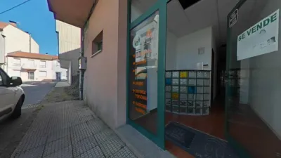 Local comercial en venta en Melide - Vista 2