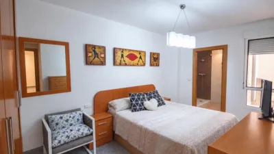 Apartment on Carrer de Donoso Cortés, 92 photo 3