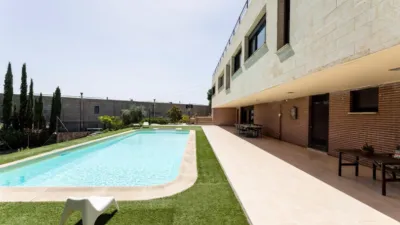 Chalet in El Monte photo 5