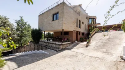 Chalet in El Monte photo 6