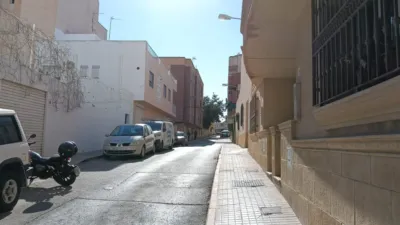 Top-floor apartment on Dr Castro Street (E) photo 2