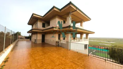 Chalet in Urb. El Pinar photo 3