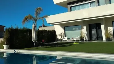 Chalet in Baena photo 2