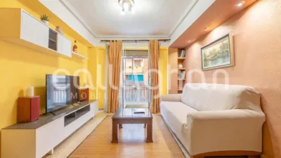 Flat on Carrer de Jacomart photo 3