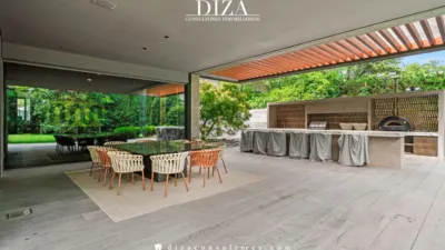 Chalet on Avenida del Campo photo 11