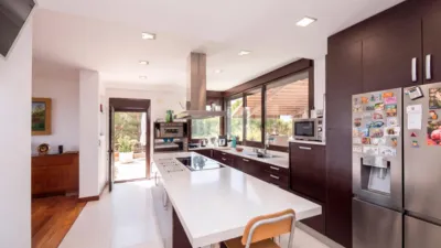 Chalet in El Monte photo 18