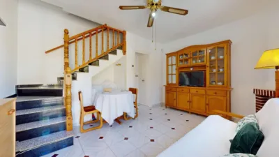 Terraced house on Calle de Teruel photo 9