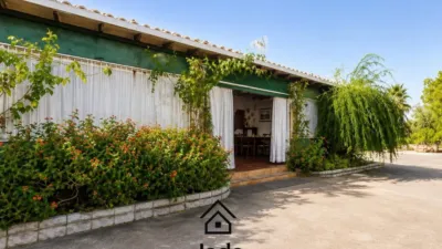 Chalet in Los Algarbes photo 17