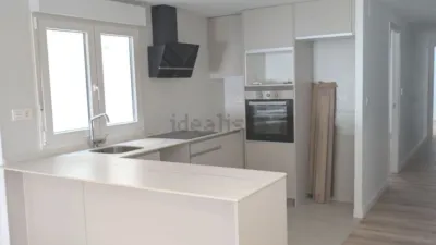Flat on Calle Blas Selva Mendiola, No. 32 photo 4