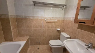 Apartment on Francisco Tomás y Valiente Street photo 17