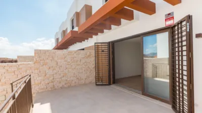 Townhouse at 12 Sierra de las Moreras Street photo 3