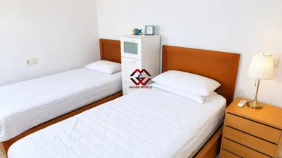 Apartment on Avenida de Tierno Galvan photo 9