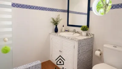 Chalet in Los Algarbes photo 24